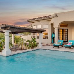 How to Choose a Pool Contractor